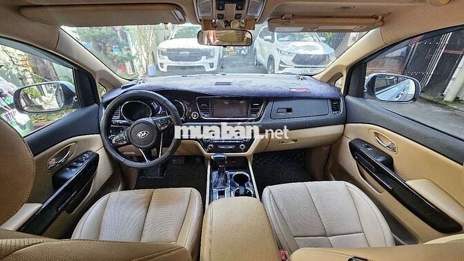 BÁN SEDONA MÁY DẦU 2020