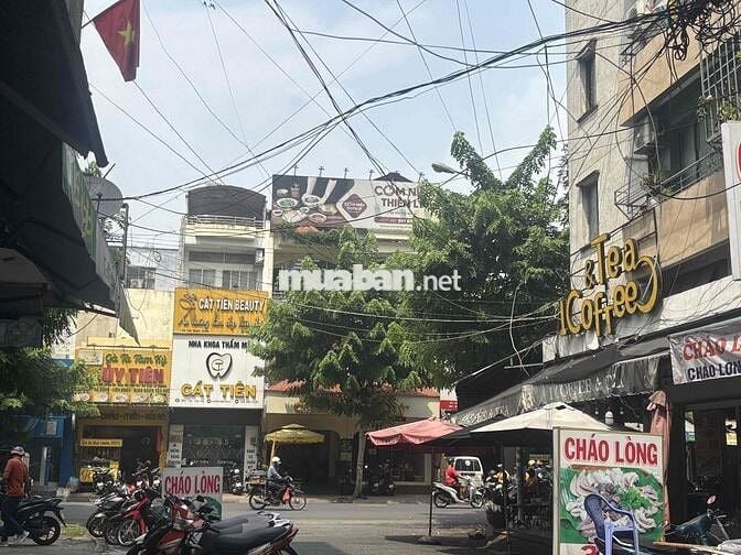 tầng trệt chung cư mặt tiền tân sơn nhì