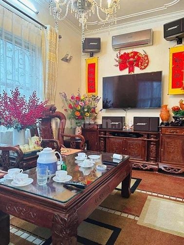 Chính chủ bán nhà đất Phố Trần Cung, kinh doanh bất chấp.