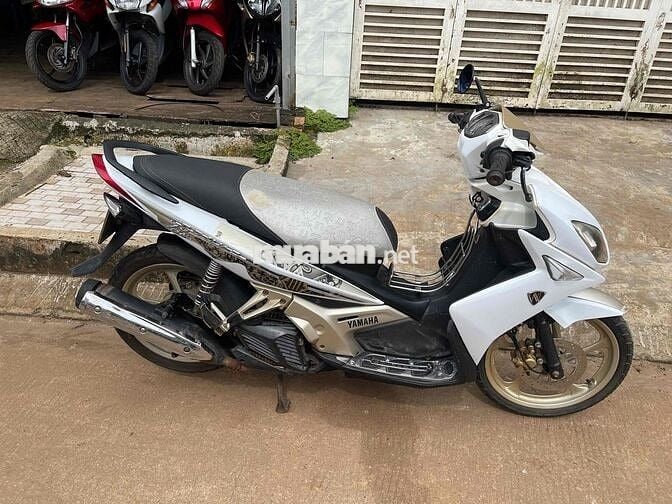 bán yamaha nouvo còn dùng tốt