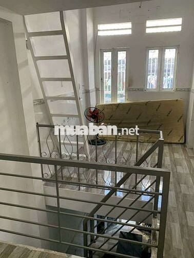 Nhà hẻm 2 sẹc 16m2, 1 phòng ngủ, đường Phan Văn Trị, Q. Bình Thạnh