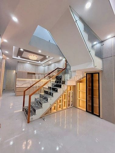 CHÍNH CHỦ CẦN BÁN GẤP NHÀ GẦN CHỢ BÌNH CHÁNH - 700TR NHẬN NHÀ