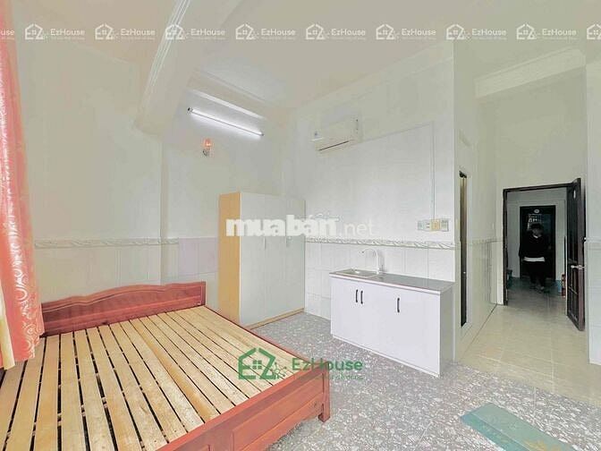 căn hộ Cửa sổ Trời Ngay Khu Phố Ẩm Thực Bà Hom Full Nội Thất