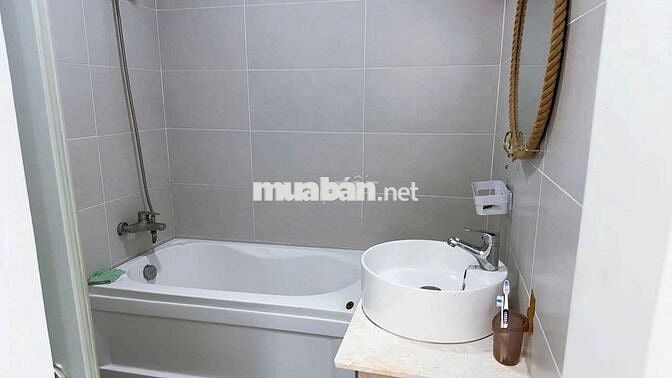 Bán căn hộ saigonres Nguyễn Kim 2PN nhà sửa đẹp có sân rộng