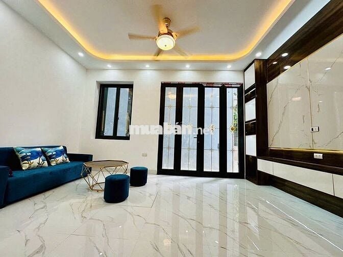 BÁN NHÀ 5T*34m2 FULL NỘI THẤT- Ô TÔ ĐỖ CỔNG- GẦN ĐƯỜNG QL6- GIÁ 4.7 TỶ
