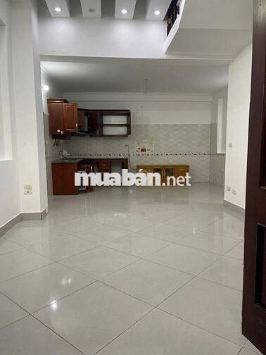 Việt Hưng - Nguyên Căn 65m2 Sân Vườn - 1Triệu