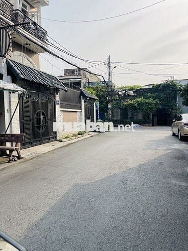 Nhà 2 tầng 4.5x9m, mặt tiền 7m thông, gần Nhà Thờ Nam Hưng, Hóc Môn