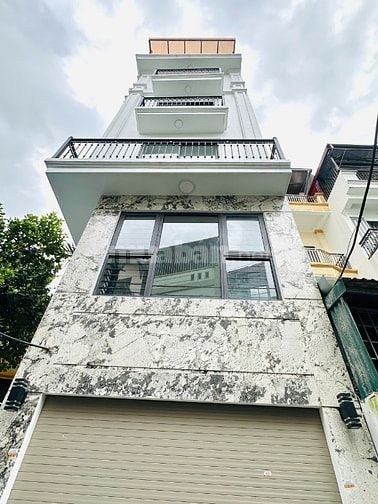 BÁN NHÀ 6 tầng CÓ THANG MÁY ngõ 321 Bát Khối, Long Biên BÁN NHÀ 6 tầng CÓ THANG MÁY ngõ 321 Bát Khối, Long Biên