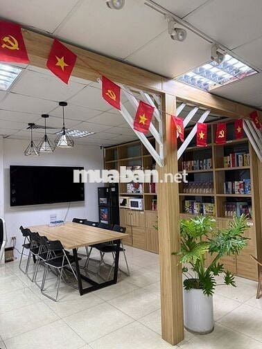 Cho thuê văn phòng đẹp, hiện đại tại Nguyễn Hy Quang- Đống Đa,giá hời
