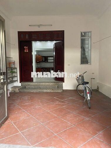Việt Hưng - Nguyên Căn 65m2 Sân Vườn - 1Triệu