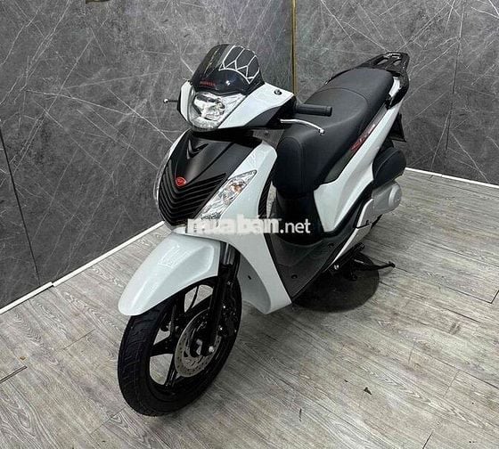 SH Ý 2011 150i SM1089 HSCT