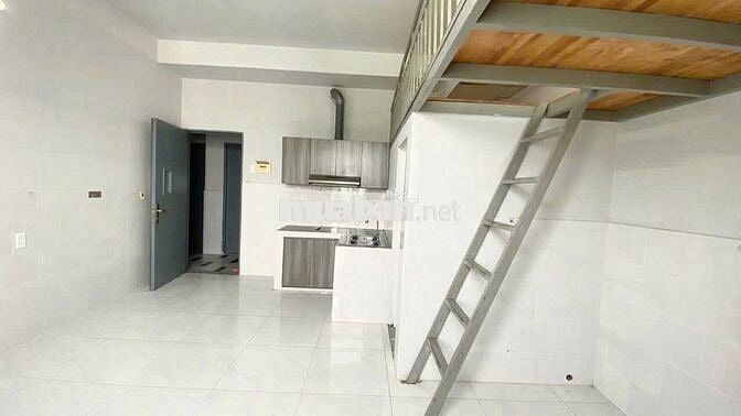 PHÒNG TRỌ GÁC CAO RỘNG RÃI – CHỈ 4P RA ĐẠI HỌC KIẾN TRÚC, SPKT