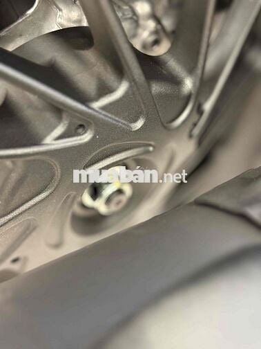 Cần bán Honda SH Mode 2023 – Xe mới chạy 16km