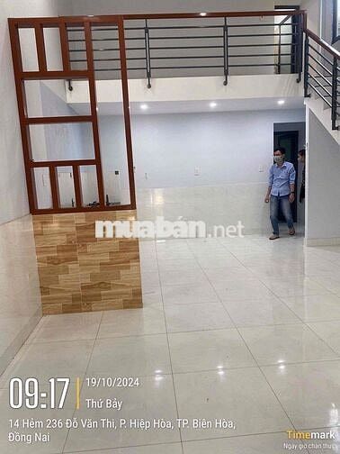 cho Thue nhà nguyên căn p hiệp hòa d xe hơi 2 p ngủ 2 tolet