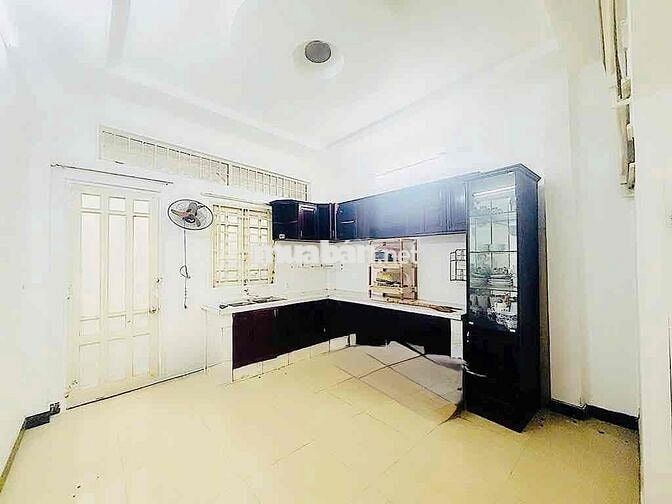 NHÀ 2 MẶT TIỀN HẺM TRƯỚC SAU – THÔNG THOÁNG – 55M² NGAY TRUNG  TÂM Q7