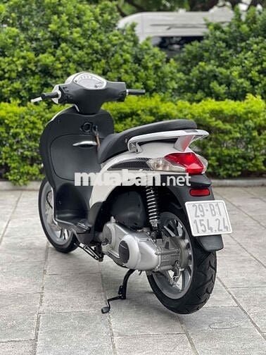 Liberty 125 ie 2012 màu trắng xe như mới