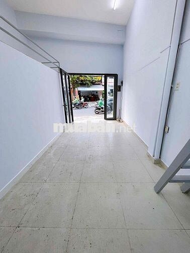 Mặt bằng kinh doanh mặt tiền đường lớn Thoại Ngọc Hầu - Tân Phú