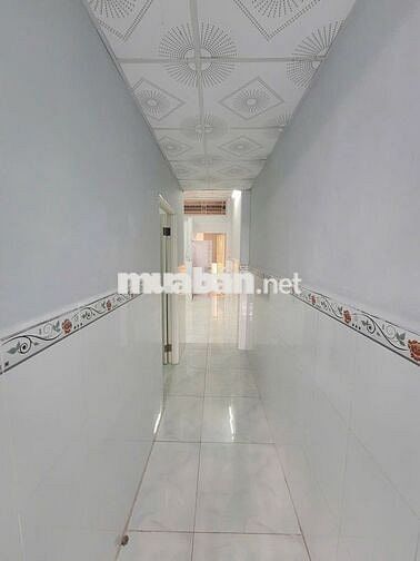 Bán gấp căn nhà 1 trệt 1 lầu ở Đ. Nguyễn Thị Lắng 99m2 SHR giá 790tr