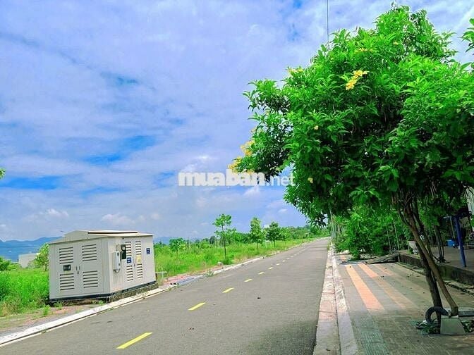 CHÍNH CHỦ CẦN BÁN GẤP 104M2 ĐẤT KDC ĐƯỜNG SỐ 28 BÊN CẠNH KCN HÒA LONG