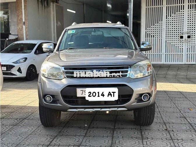 Ford Everest 2014 Limited 4x2 - 122000 km
