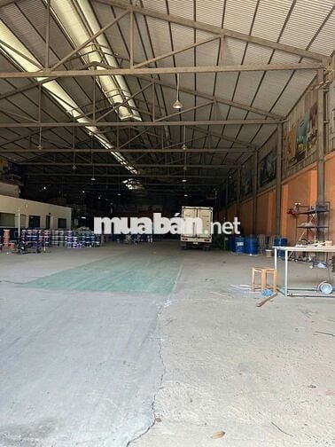 Cho thuê kho xưởng Mặt Ql6 Chương mỹ Hà Nội  1400m , điện 3 pha, cont.