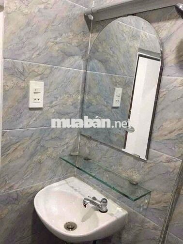 CHO THUE NHÀ HẺM 3 GÁC, 1 XET, NGÔ GIA TỰ Q.10