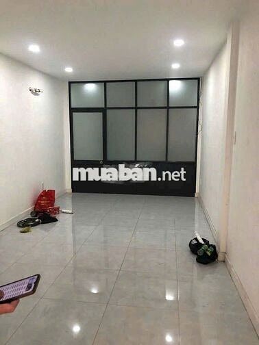 CHO THUE NHÀ HẺM 3 GÁC, 1 XET, NGÔ GIA TỰ Q.10