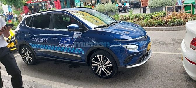 Tuyển gấp 30 lái xe làm việc tại sân bay, thu nhập cao, không lo khách