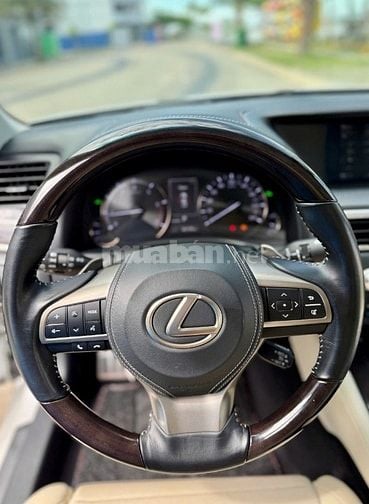 🐦‍🔥 LEXUS GS300   • Odo : 30.000 mls • Sản xuất : 12.2017 Model 2018
