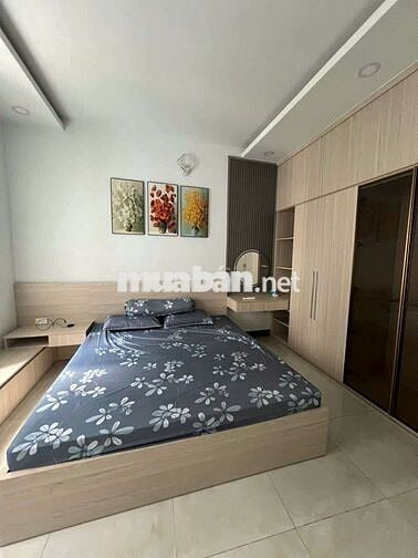 Cho thuê mặt tiền 373 Lý Thường Kiệt, dt: 4x17m 3 lầu, tiện kinh doanh
