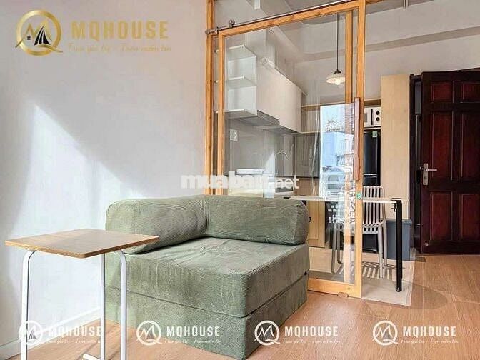 Căn hộ full nội thất ban công thoáng mát BẾN VÂN ĐỒN Quận 4