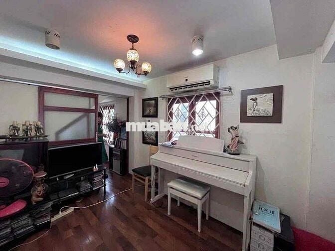 Cho thuê nhà hxh 4PN đường Hồ Biểu Chánh - Phú Nhuận - 1trệt 3lầu