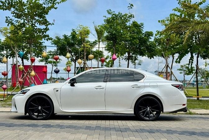 🐦‍🔥 LEXUS GS300   • Odo : 30.000 mls • Sản xuất : 12.2017 Model 2018