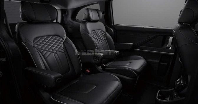 Tài xế cho Cty( chở sếp). Cí xe 7 chỗ Custin 2.0