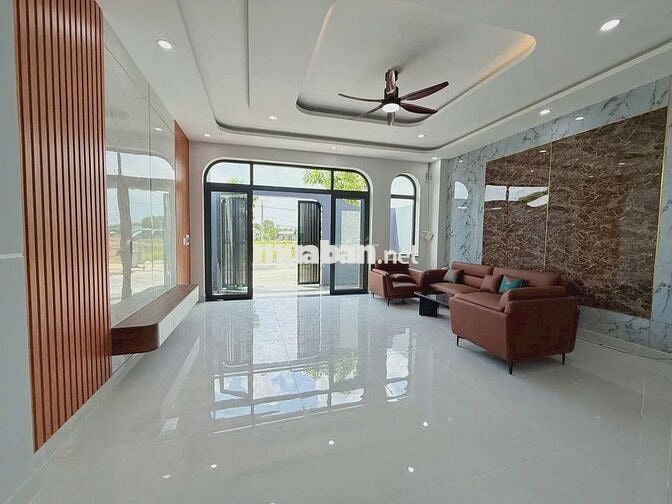 Bán nhà 3 tầng : đường Cây Da - Tân Phú Trung - 80m2 . Giá 2 tỷ 790