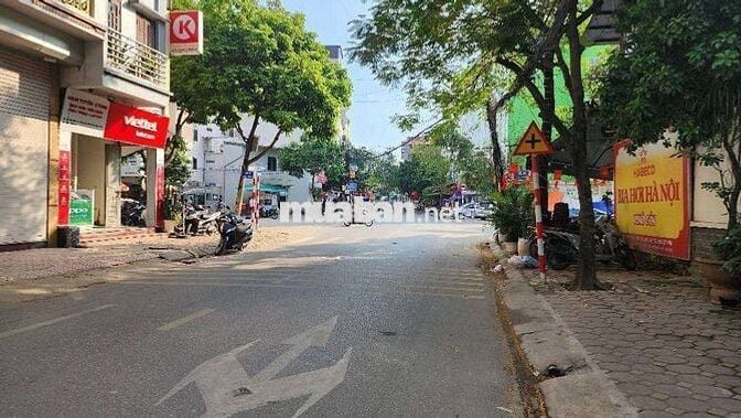 Bán đất Phú Diễn - 40m vỉa hè 3 ôtô tránh - 11 tỷ - vị trí VIP
