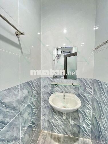 PHÒNG TRỌ MỚI XÂY THOÁNG MÁT, BAN CÔNG GẦN ĐH FPT