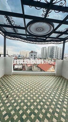 MẶT PHỐ TT 2 BÀ Ô TÔ VÀO NHÀ - LÔ GÓC - 7 TẦNG THANG MÁY - KINH DOANH