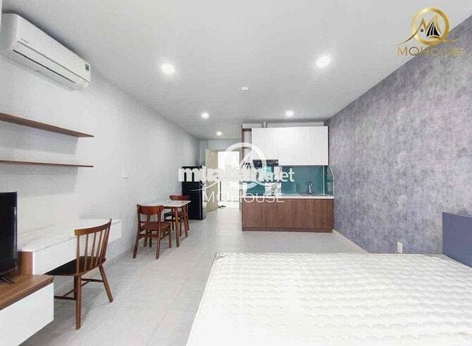 CHO THUÊ CĂN HỘ BAN CÔNG SIÊU RỘNG MỚI NGAY CÔNG VIÊN LÊ THỊ RIÊNG