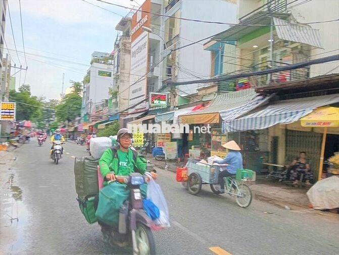 NHÀ MẶT TIỀN ĐƯỜNG ĐỐI DIỆN CHỢ TÂN HƯƠNG 8X 20 KHU MUA BÁN SẦM UẤT