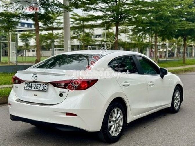 Mazda 3 1.5 AT 2017