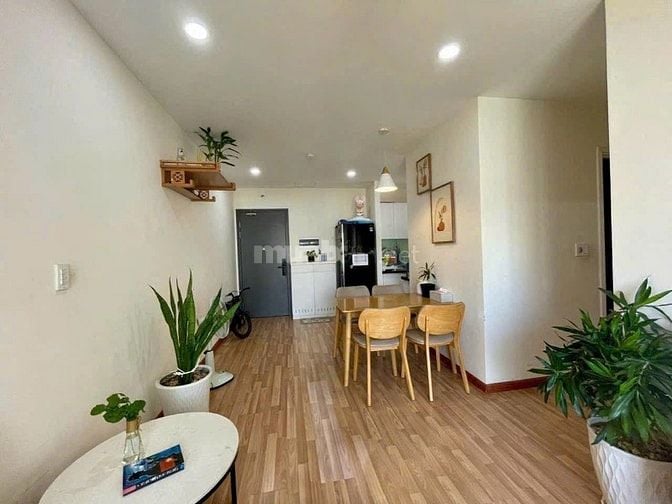 Cho thuê căn 2p ngủ có nội thất C/c Phúc yên Tân Bình giá 9tr