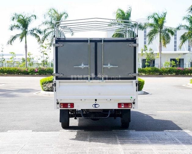Xe sẵn giao ngày Thaco 990 và 1.250 kg Thùng siêu dài. 3,2 mét