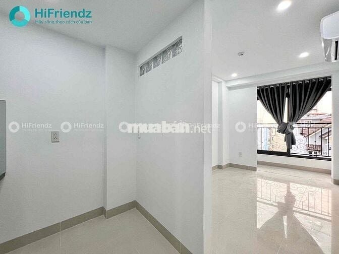 CĂN HỘ MỚI XÂY BAN CÔNG CÓ THANG MÁY NGAY GẦN SÂN BAY CỰC ĐẸP