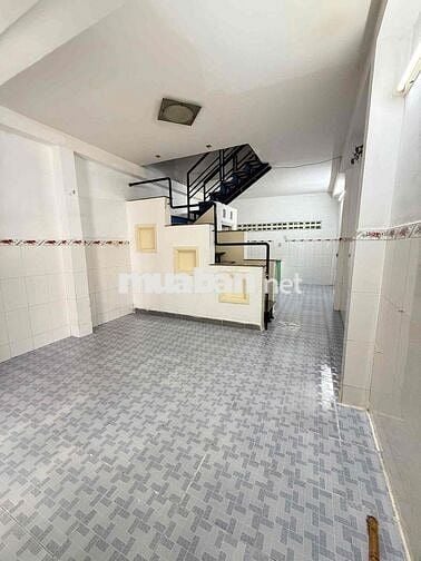 Bán Nhà 4.25 dài 9. trệt lầu 2 phòng. ngay Quang Trung P10. chỉ 3.3tỷ