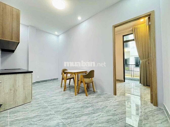 Căn hộ 1PN tách bếp - ban công ngay khu ẩm thực Phan Xích Long giáp Q1
