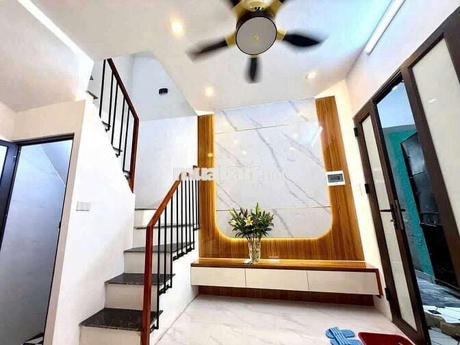 BÁN NHÀ BẠCH MAI - TT.HAI BÀ TRƯNG - 15M RA Ô TÔ - GẦN PHỐ