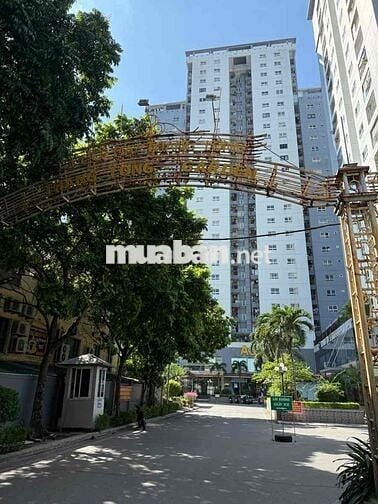 Bán nhanh căn chung cư Thăng Long Garden 250 Minh Khai -80 m, 2N, 2 VS