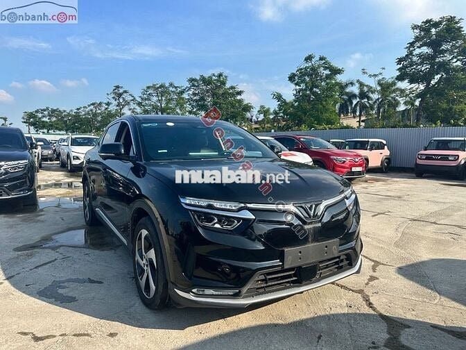 VinFast VF8 Eco AWD 2023 - 750 Triệu