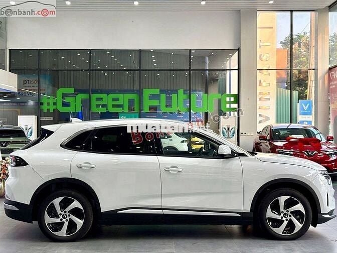 VinFast VF8 Eco AWD 2024 - 880 Triệu